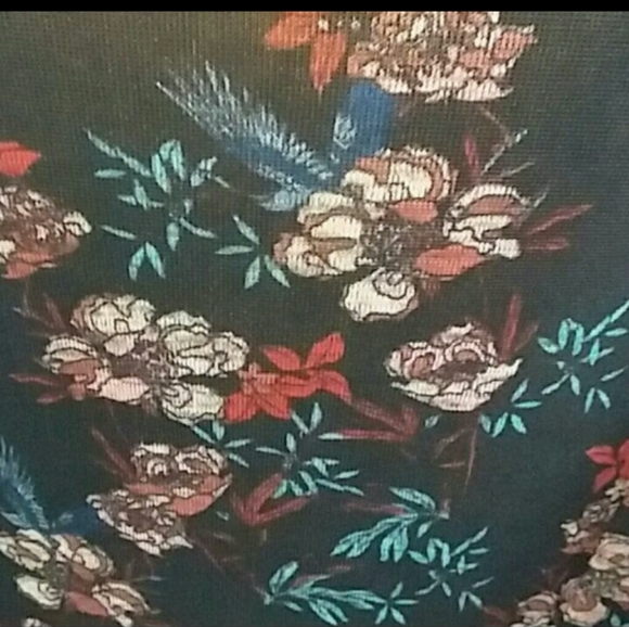 Free people floral keyhole ruffle top - Picture 7 of 8